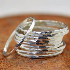 925 sterling silver hammered dainty ring